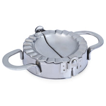 將圖片載入圖庫檢視器 Stainless Steel Dumpling Maker Wrapper Dough Cutter Pie tools

