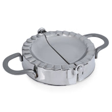 將圖片載入圖庫檢視器 Stainless Steel Dumpling Maker Wrapper Dough Cutter Pie tools

