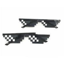 將圖片載入圖庫檢視器 Minecrafter Square Glasses with EVA case gifts
