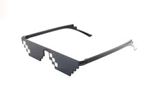 將圖片載入圖庫檢視器 Minecrafter Square Glasses with EVA case gifts
